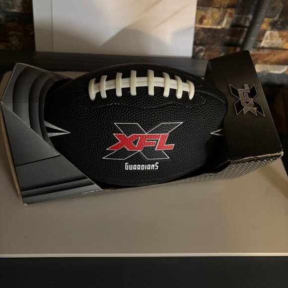 XFL UFL NY NJ Orlando Guardians - Football - Junior Sized Football - Picture 2 of 5